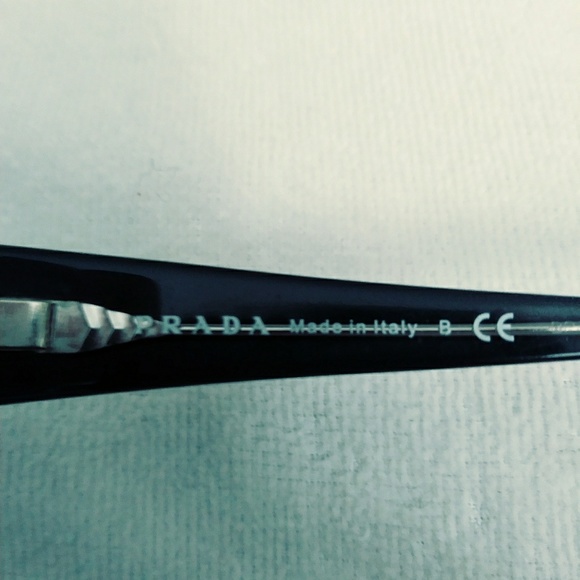 Prada Eyeglass Frames - Picture 5 of 7